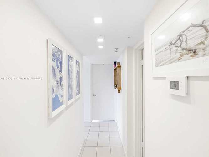 590 Ocean Dr #8C Key Biscayne, FL 33149