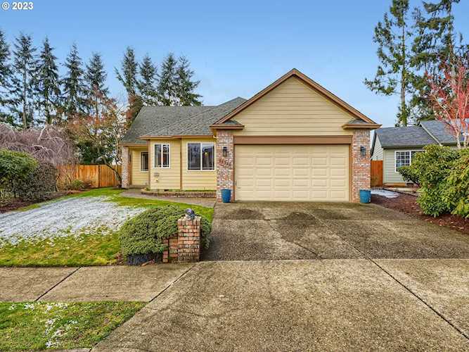 19349 Towercrest DR Oregon City, OR 97045