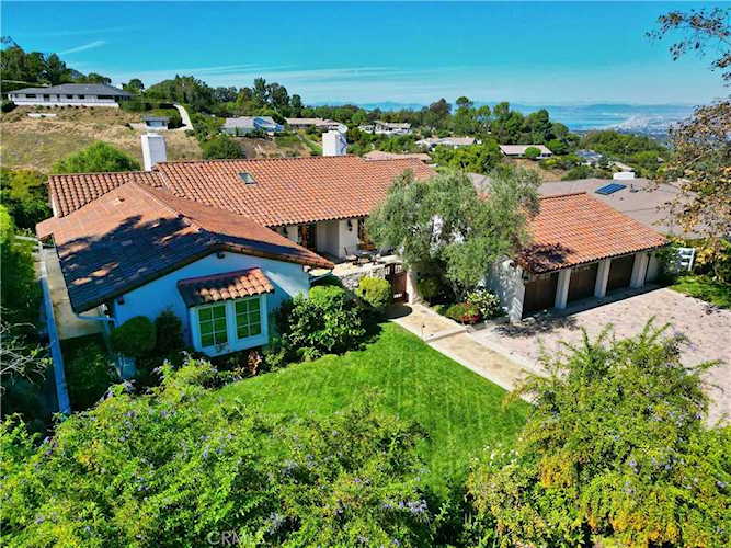 28 Caballeros Rd Rolling Hills, CA 90274