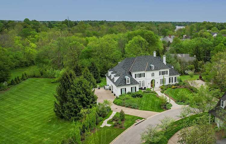 1617 Harmony Hall Ln Lexington, KY 40502