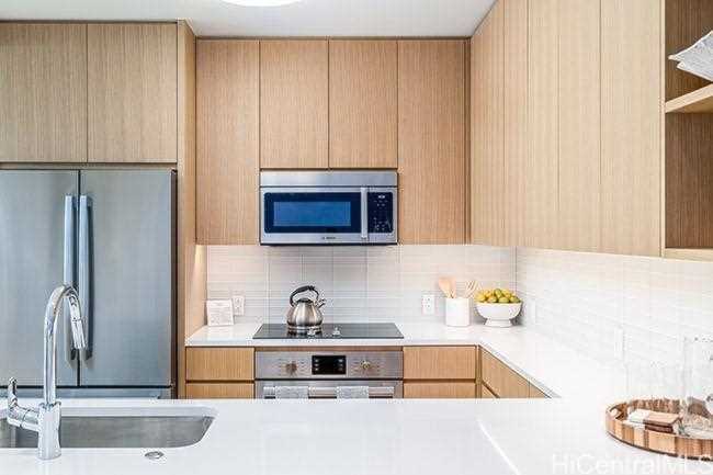 1388 Kapiolani Boulevard #4010 Honolulu, HI 96814