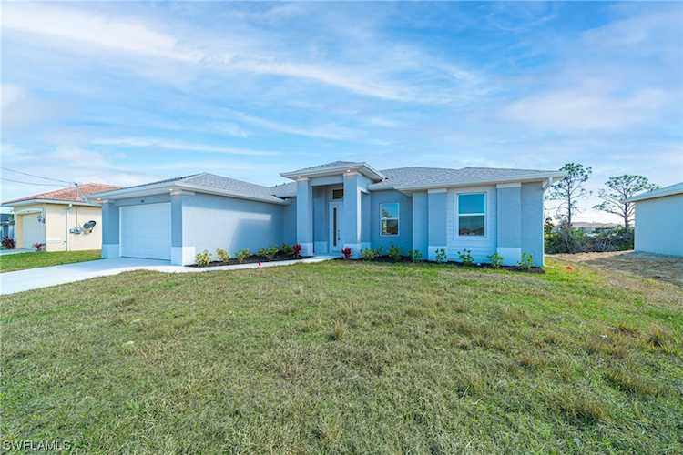 2901 NW 22nd Place Cape Coral, FL 33993