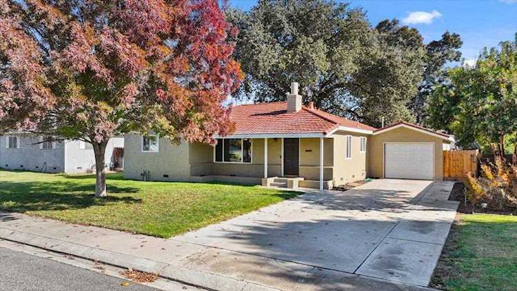 316 Linda Avenue Ripon, CA 95366