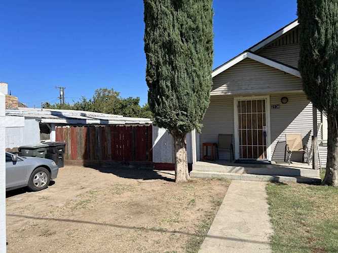 2136 Third Street Hughson, CA 95326