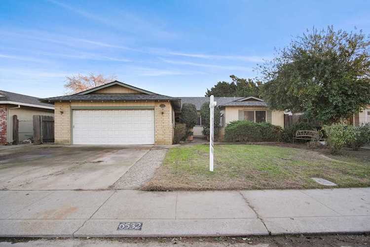 6532 Narcisco Way Hughson, CA 95326