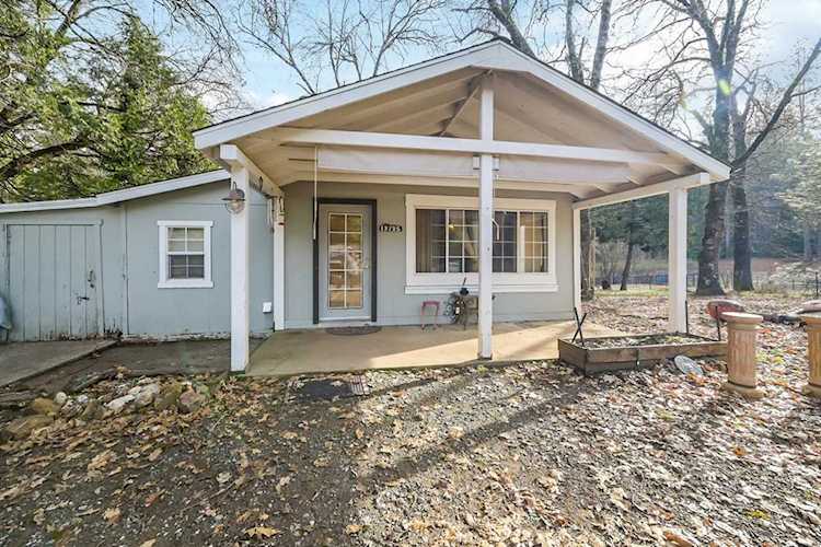 13725 Peardale Road Grass Valley, CA 95945
