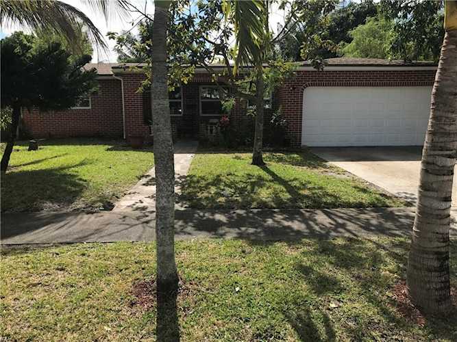 6876 NW 1st Ct Margate, FL 33063