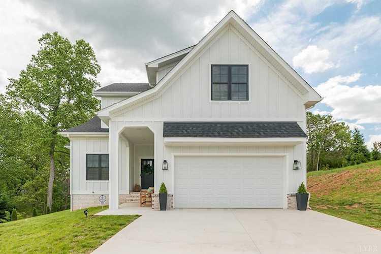 1281 Whispering Springs Ct Forest, VA 24551