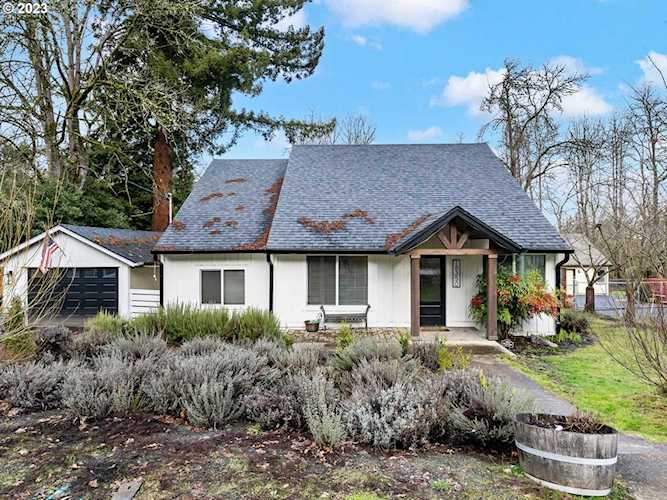 18350 Lower Midhill DR West Linn, OR 97068