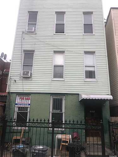 133 Grove Street Bushwick, NY 11221