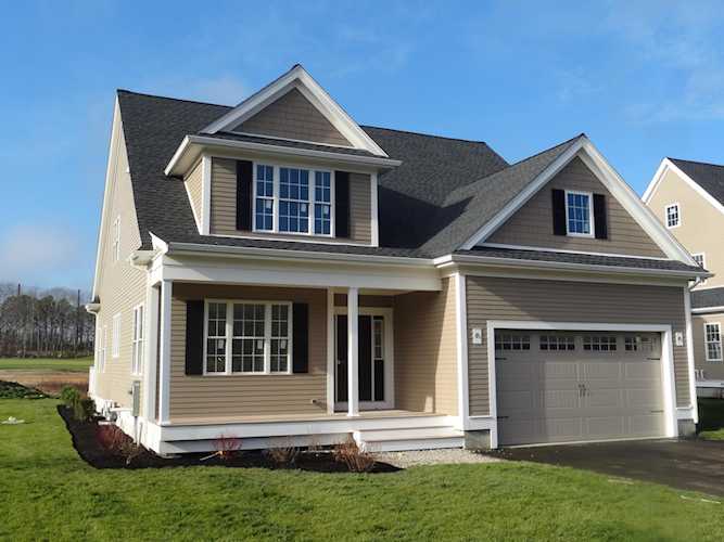 20 Cape Club Road East Falmouth, MA 02536