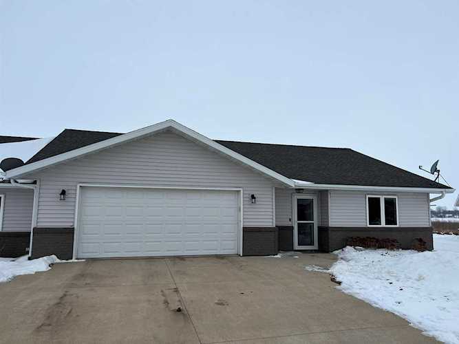 416 Dr Lake Park, IA 51347 MLS 230006