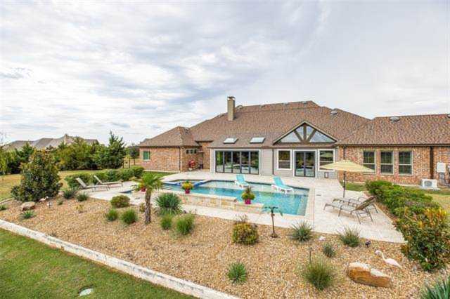 900 N Bluffview Drive Lucas, TX 75002