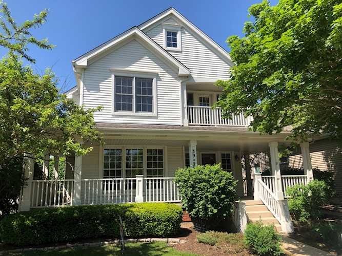 39W272 Armstrong Ln Geneva, IL 60134