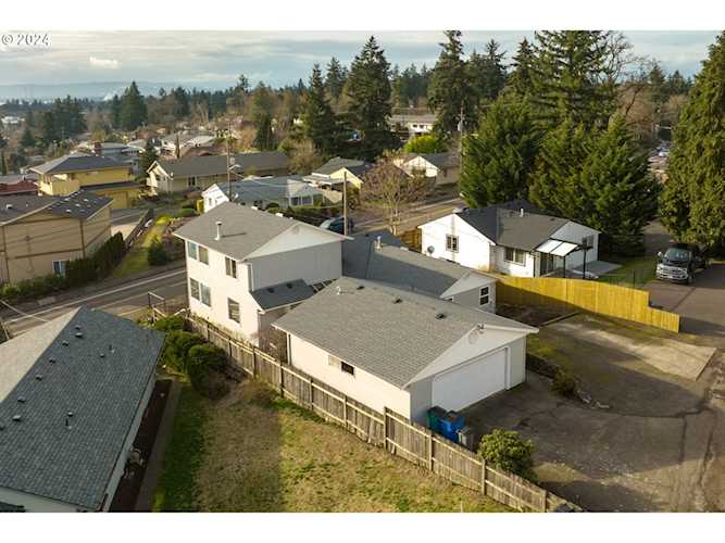 1407 Grand BLVD Vancouver, WA 98661