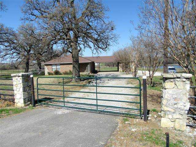 1817 Spring Hill Road Aubrey, TX 76227
