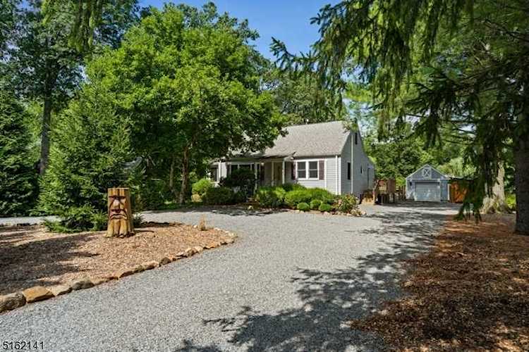 84 Meyersville Rd Harding Twp., NJ 07935 | MLS 3800119 Photo 1
