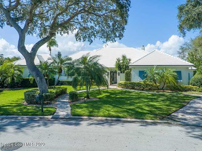 107 River Oak Drive Vero Beach, FL 32963