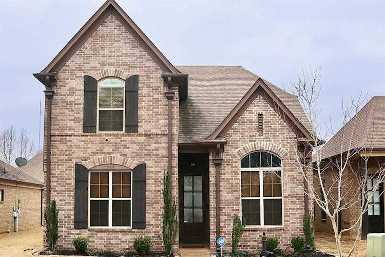 1983 S Bend Dr Cordova, TN 38016