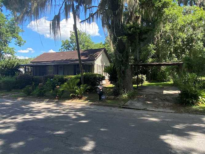 635 E Madison St Monticello, FL 32344 in Wiricks Addition Photo 1