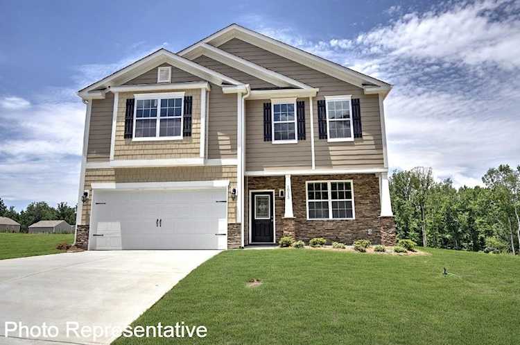 906 Newport Ct Asheville, NC 28806