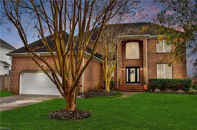 1817 Capel Manor Way Virginia Beach, VA 23456