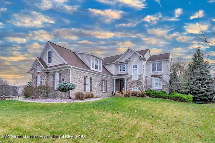 2641 Loon Ln Okemos, MI 48864