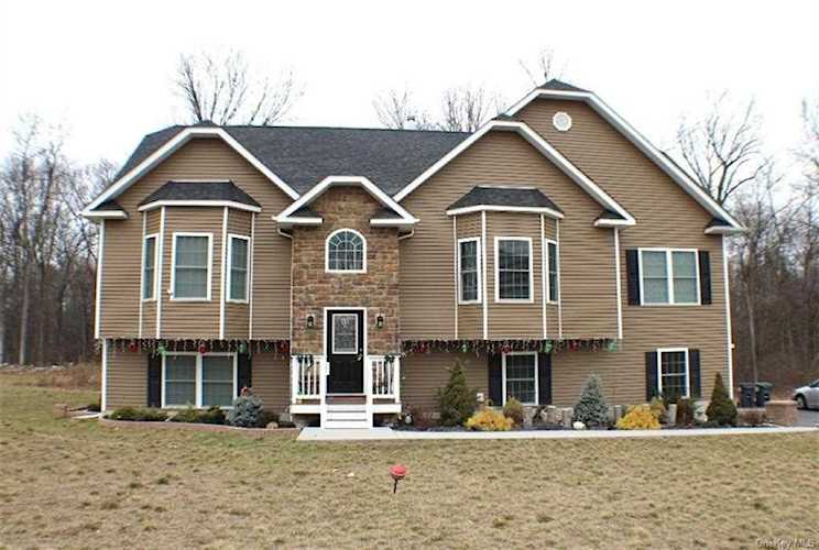 49 Swan Hollow Road Cornwall, NY 12533