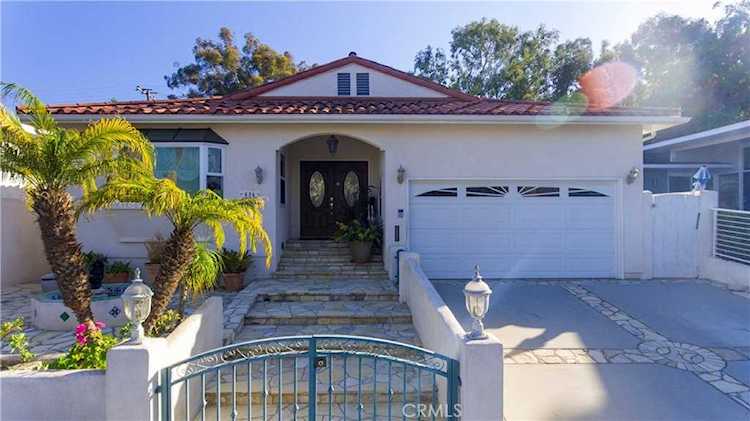 634 Calle De Arboles Redondo Beach, CA 90277