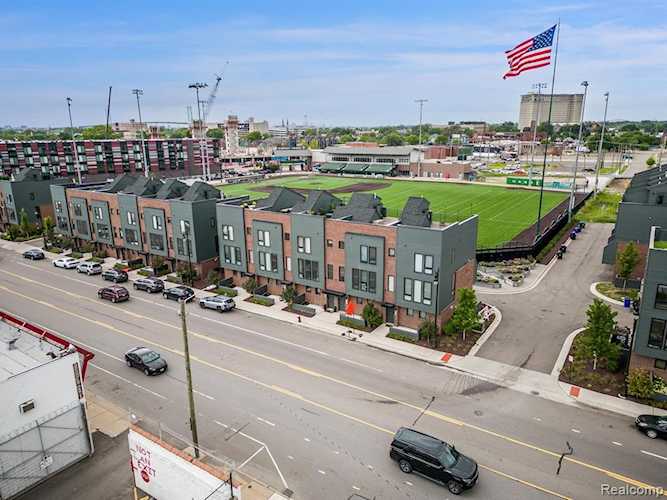 2251 Trumbull Ave Detroit, MI 48216 | MLS 20221036755 Photo 1