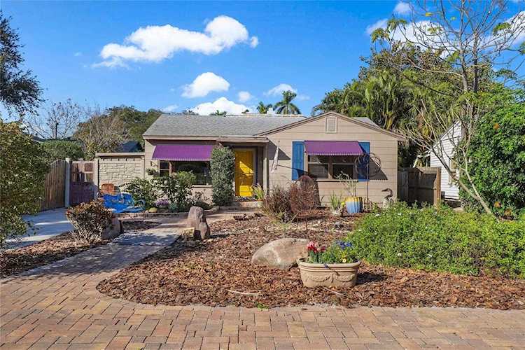 5831 24th Ave S Gulfport, FL 33707