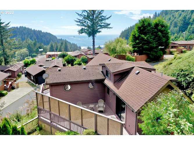19921 Whaleshead RD #T14 Brookings, OR 97415
