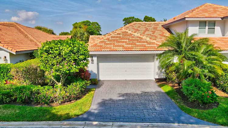 2085 NW 53rd Street Boca Raton, FL 33496
