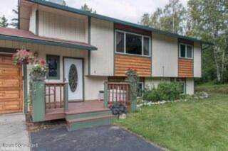 17705 Teklanika Dr Eagle River, AK 99577