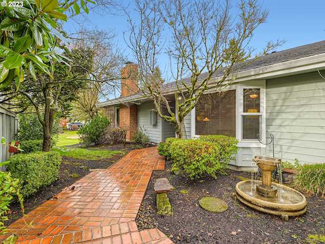 7685 SW Arbor Glen CT Wilsonville, OR 97070