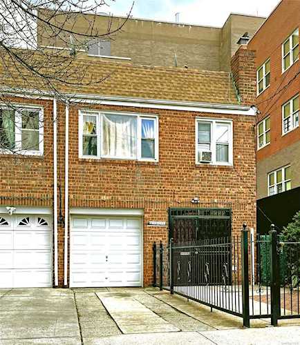 133-33 233rd Street Rosedale, NY 11422