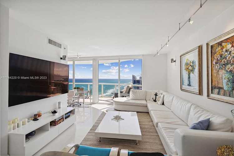 6365 Collins Ave #3606 Miami Beach, FL 33141
