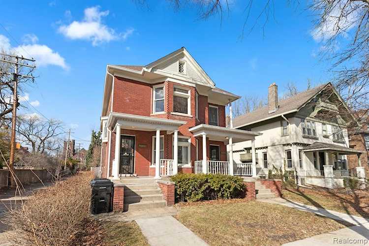 7831 Van Dyke Place Detroit, MI 48214 | MLS 20230014071 Photo 1