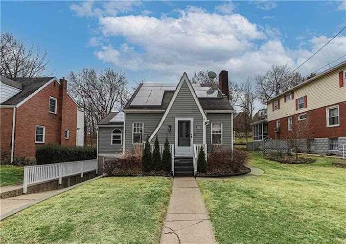 310 Pennsylvania Ave Glenshaw, PA 15116