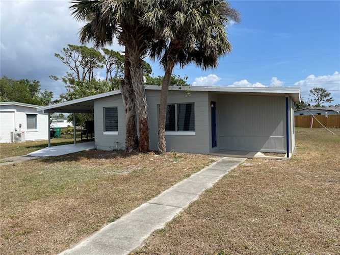 410 Dunn Dr NE Dr Port Charlotte, FL 33952