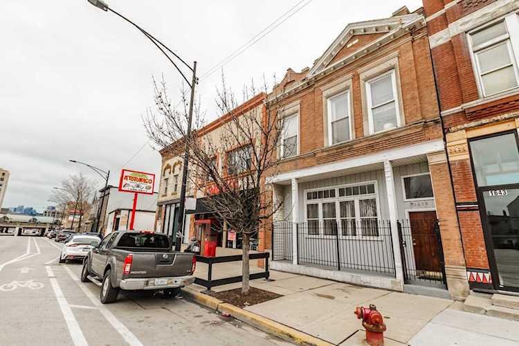 1639 S Blue Island Ave Chicago, IL 60608