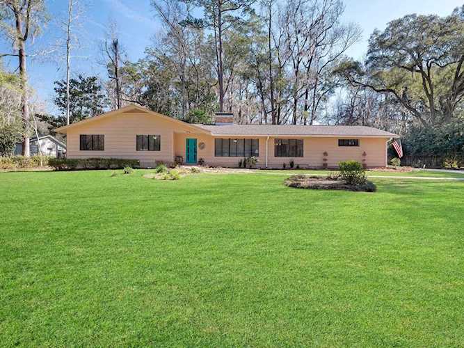 2025 Cynthia Dr Tallahassee, FL 32303 in Greenwood Hills