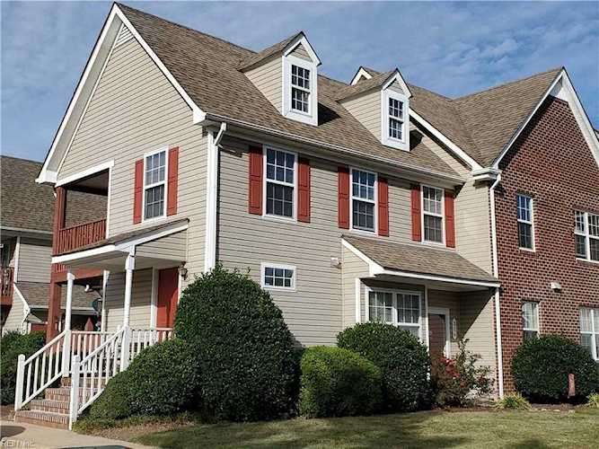304 Fireweed Ct Chesapeake, VA 23320 | MLS 10464326 Photo 1