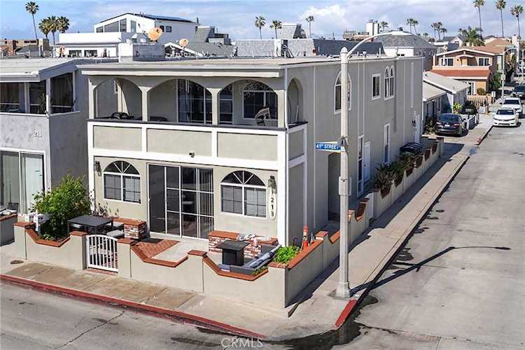 213 41st St Newport Beach, CA 92663