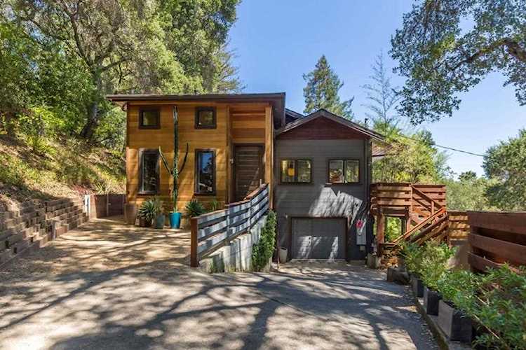 154 Wayside Rd Portola Valley, CA 94028