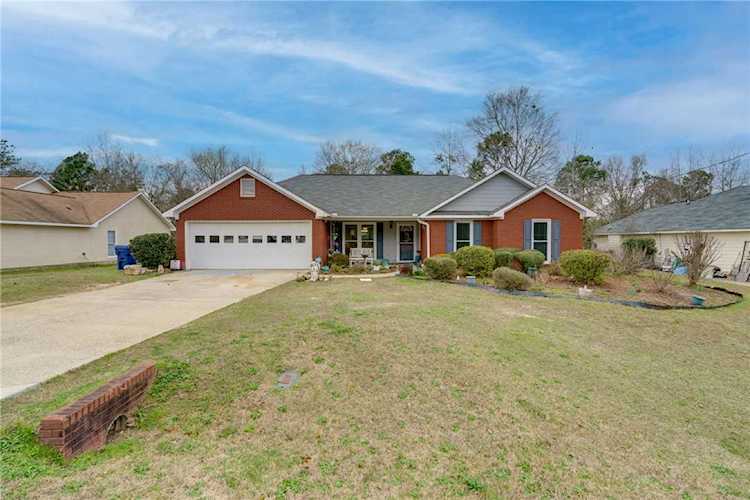 364 Lee Road 504 in Phenix City, AL Photo 1