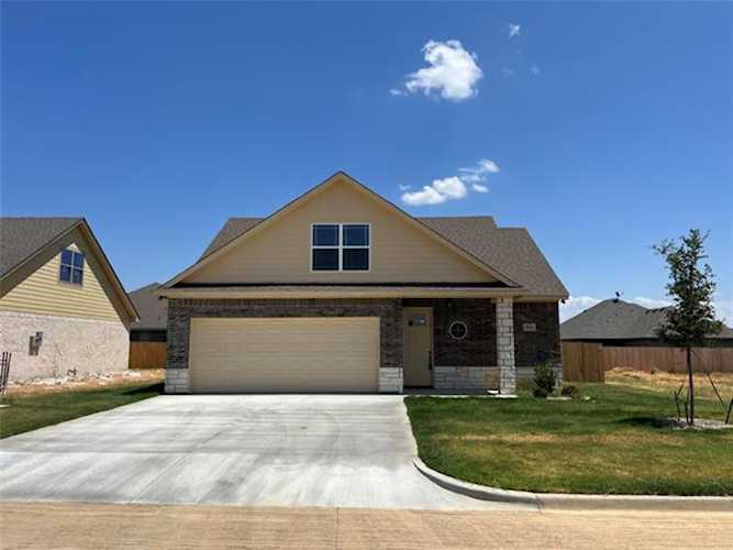 614 Violet Drive Tolar, TX 76476