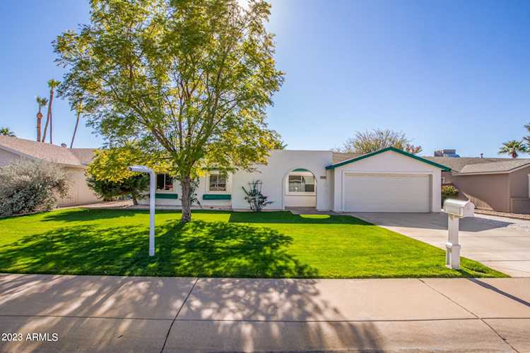 3743 E Winchcomb Drive Phoenix, AZ 85032 | MLS 6511800 Photo 1