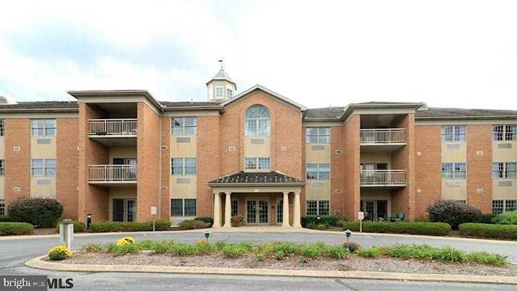 305 Village Heights Drive Dr #129 State College, PA 16801 | home for sale | KBB Photo 1