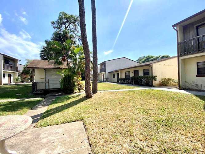 1232 N N Haverhill Road #2 West Palm Beach, FL 33417 | MLS R10871386 Photo 1